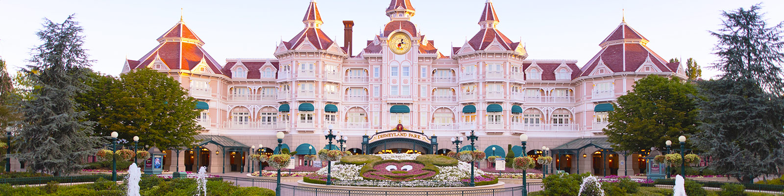 Disneyland Hotel